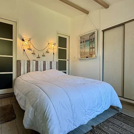 Maison Typique Avec Jardin, Proche Centre Et Pistes Cyclables, 5 Couchages, Animaux Admis, Menage Inclus - Fr-1-246a-320