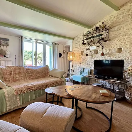 Vakantiehuis Maison Typique Avec Jardin, Proche Centre Et Pistes Cyclables, 5 Couchages, Animaux Admis, Menage Inclus - Fr-1-246a-320 Saint-Pierre-d'Oleron