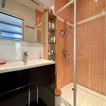 Maison Typique Avec Jardin, Proche Centre Et Pistes Cyclables, 5 Couchages, Animaux Admis, Menage Inclus - Fr-1-246a-320 * Saint-Pierre-d'Oleron